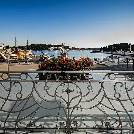 Residence Porta Antica Centro Storico Rovinj Extérieur photo